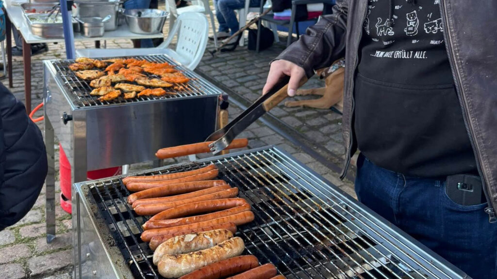 Spar-Flohmarkt und Grillen am Café W.u.T. Lübeck